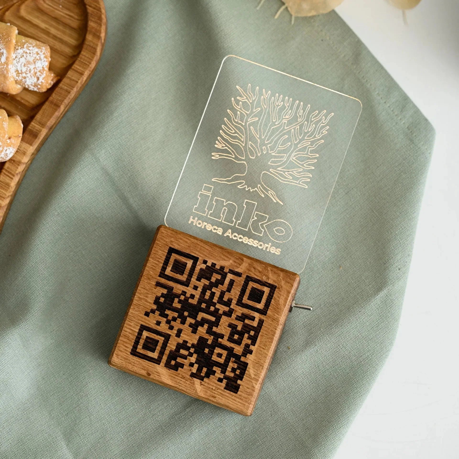 Acrylic QR Code Plate with Illumination (QW06) - inkohoreca - shop