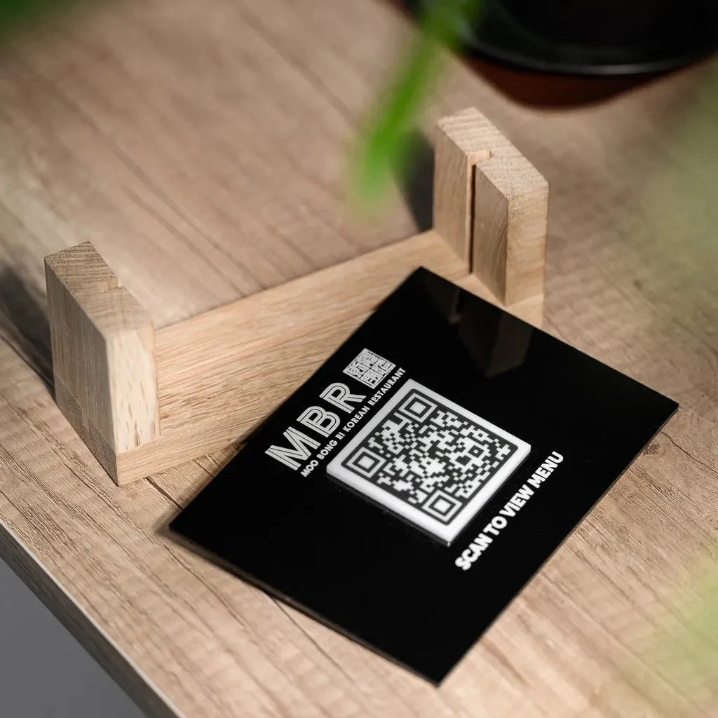 Acrylic QR Menu Display with Wooden Stand (QW05) - inkohoreca - shop