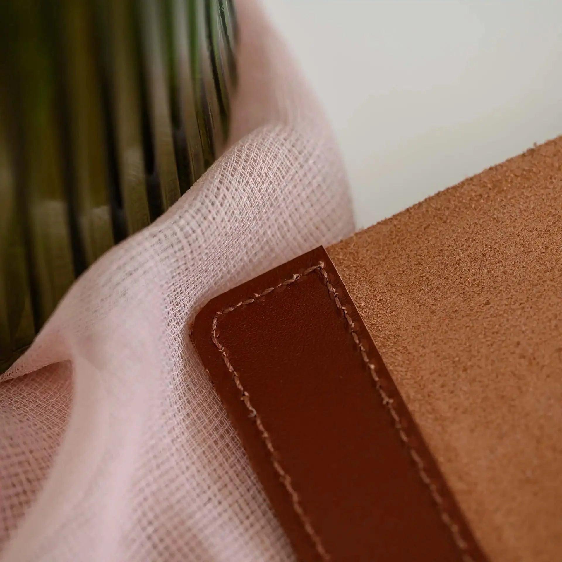 Basic Leather Menu Holder with fixing on Screws (LM02A5) - inkohoreca - shop