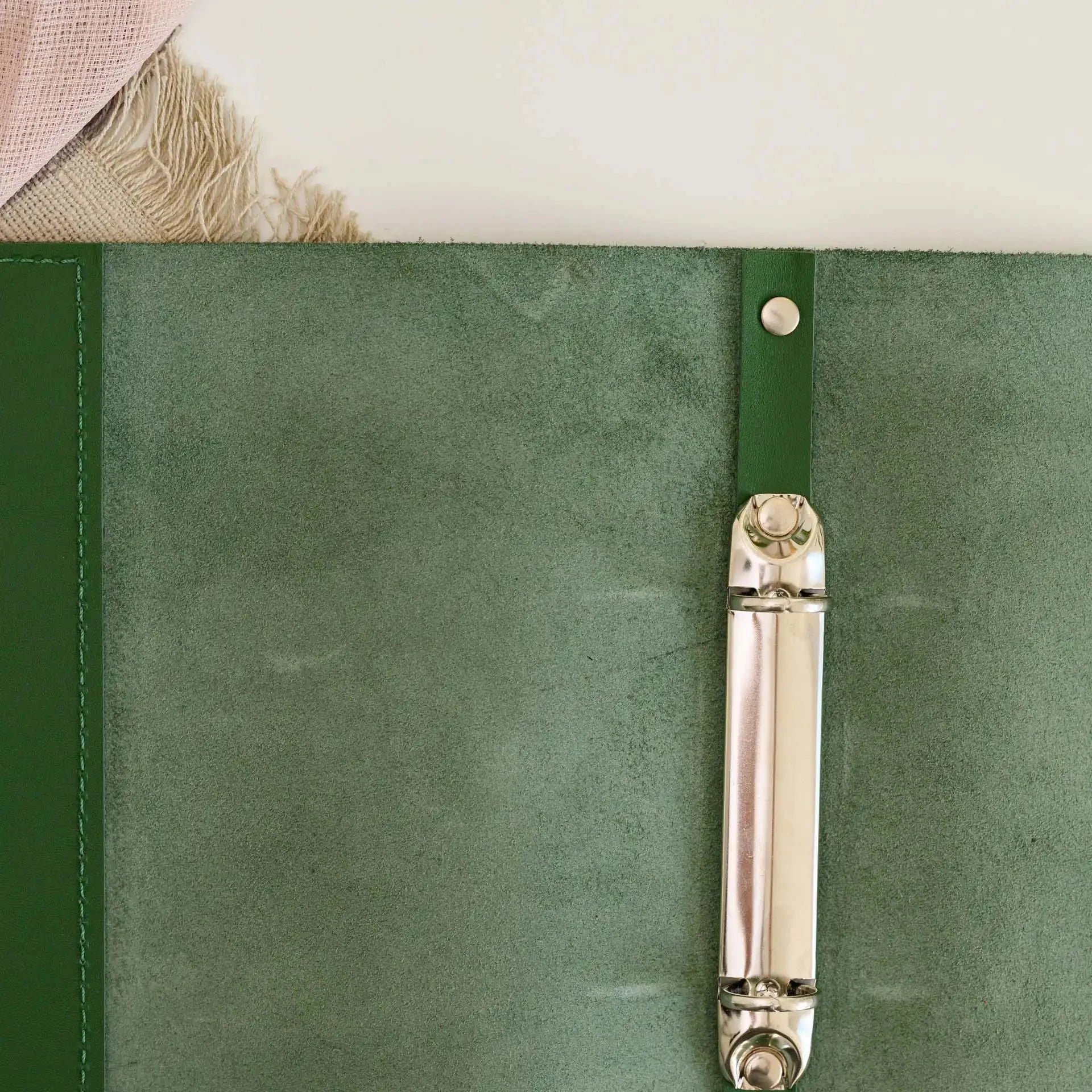 Basic Leather Menu Holder with Ring Binder Mechanism (LM01A5) - inkohoreca - shop