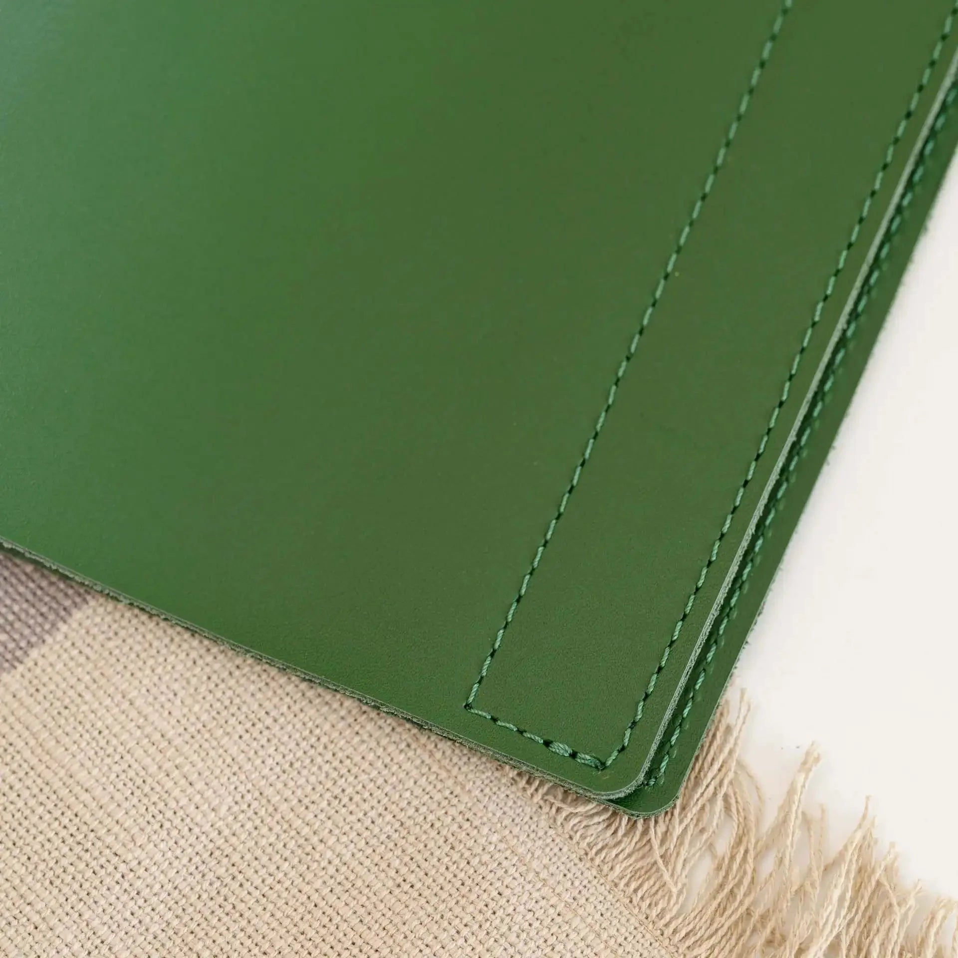 Basic Leather Menu Holder with Ring Binder Mechanism (LM01A5) - inkohoreca - shop
