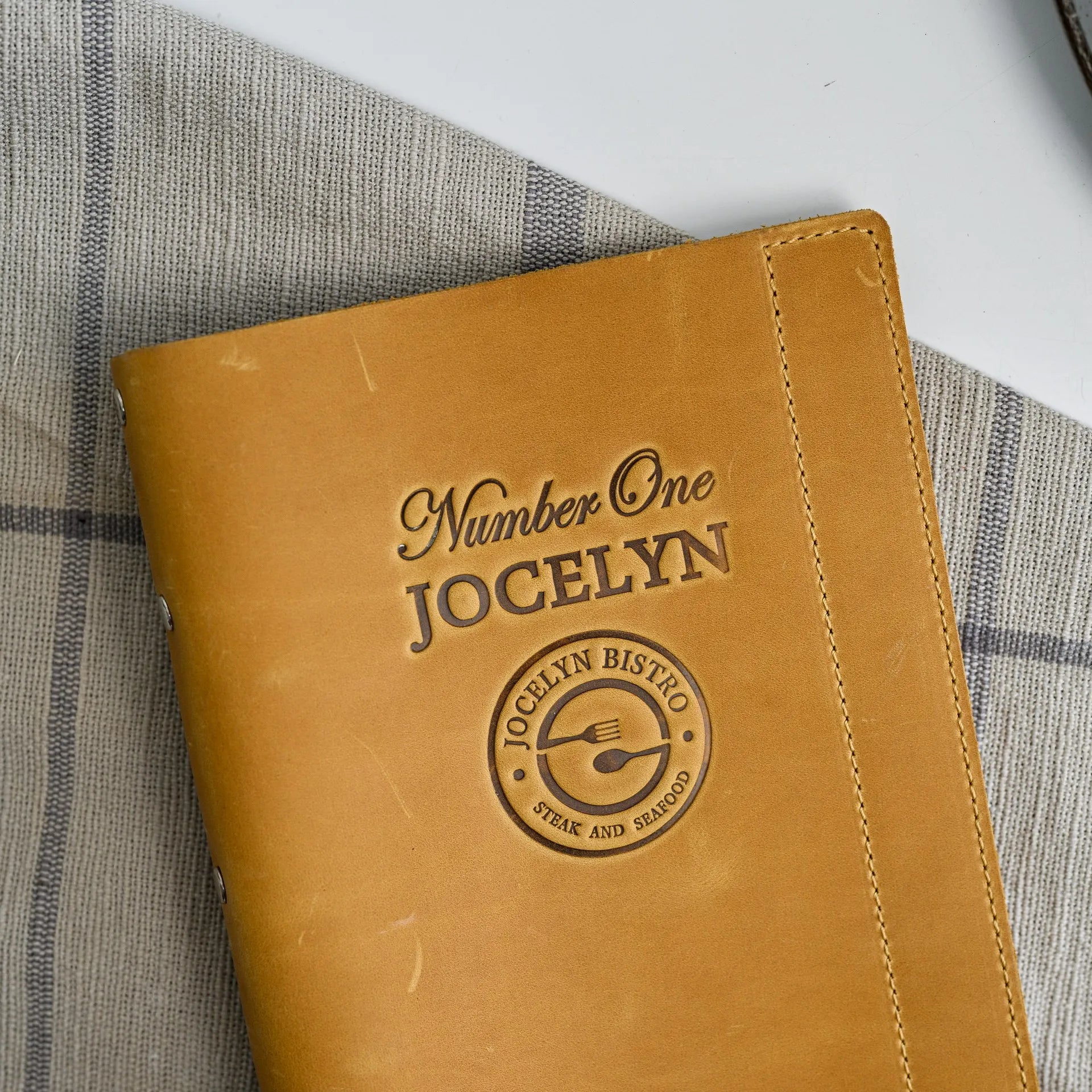 Basic Leather Menu Holder with Ring Binder Mechanism with Crazy Horse leather (LM01A5) - inkohoreca - shop