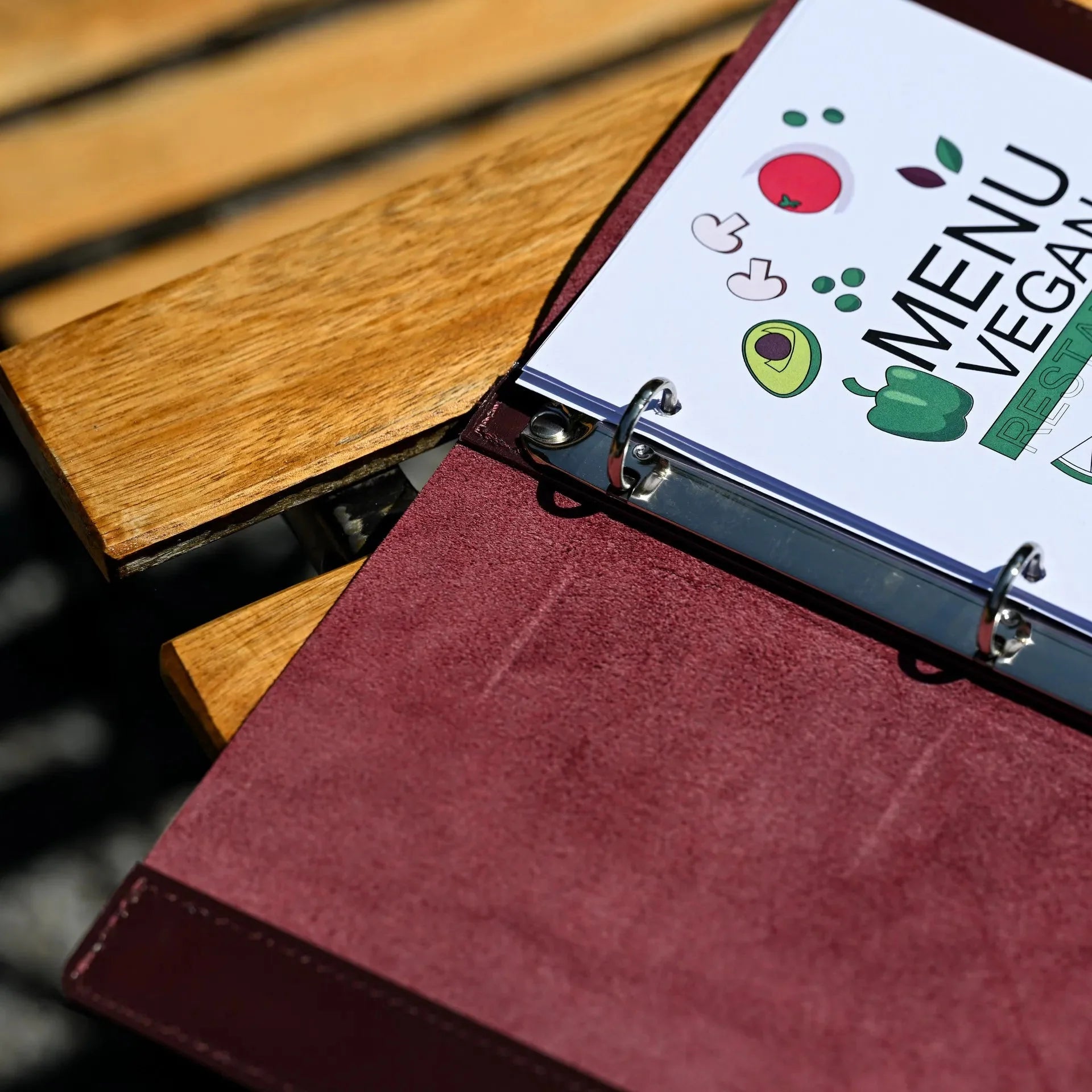 Basic Leather Wine List Holder with Ring Binder Mechanism (LM01A6) - inkohoreca - shop