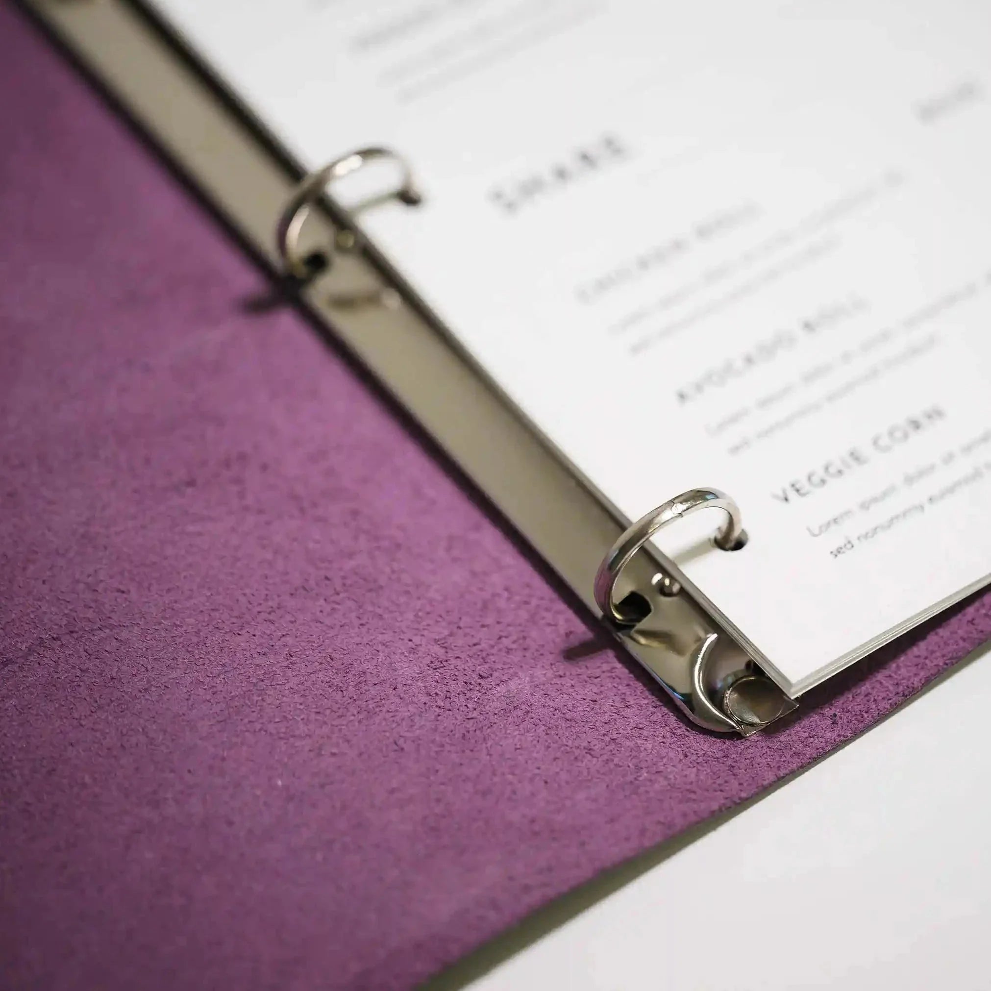 Basic Leather Wine List Holder with Ring Binder Mechanism (LM01A6) - inkohoreca - shop
