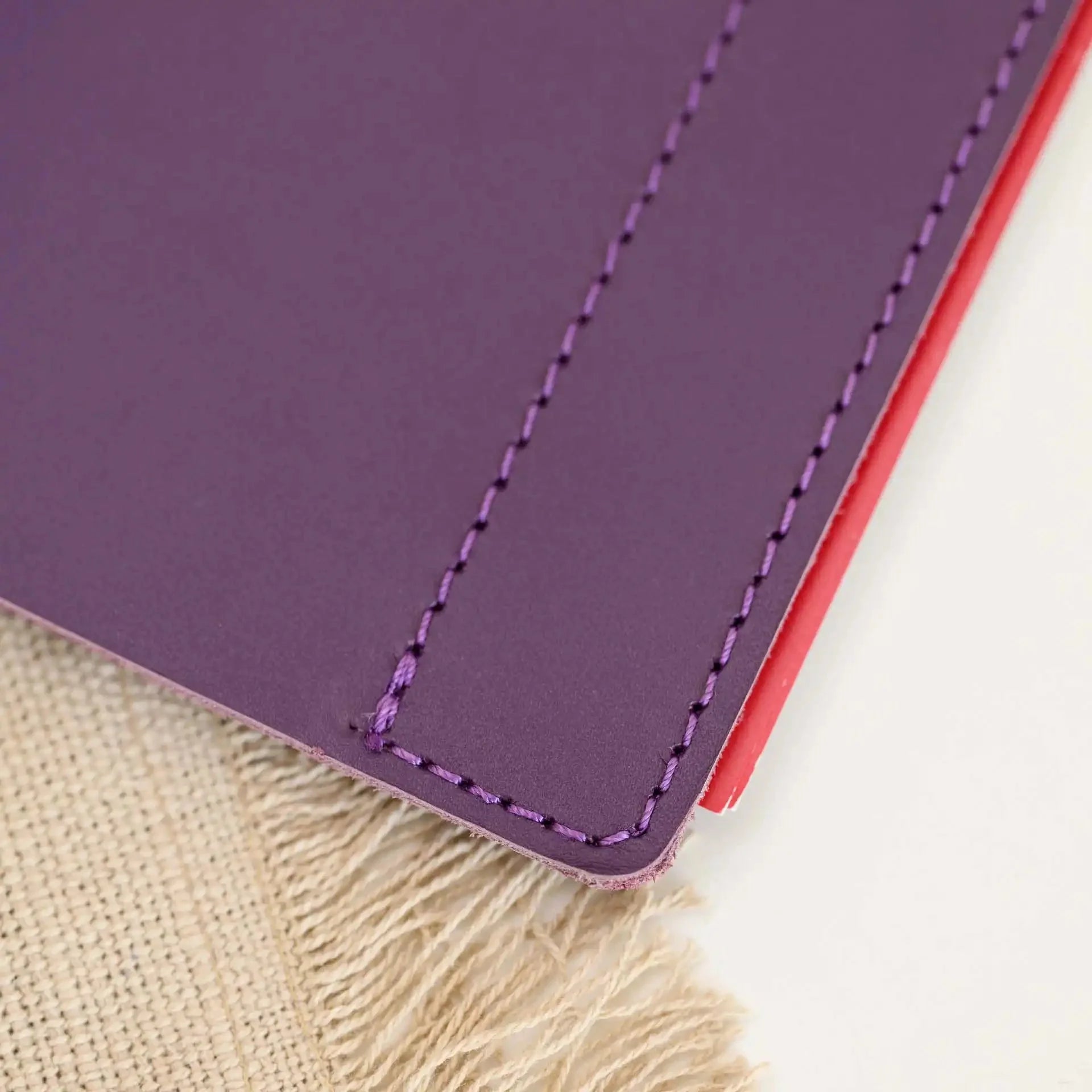 Basic Leather Wine List Holder with Ring Binder Mechanism (LM01A6) - inkohoreca - shop