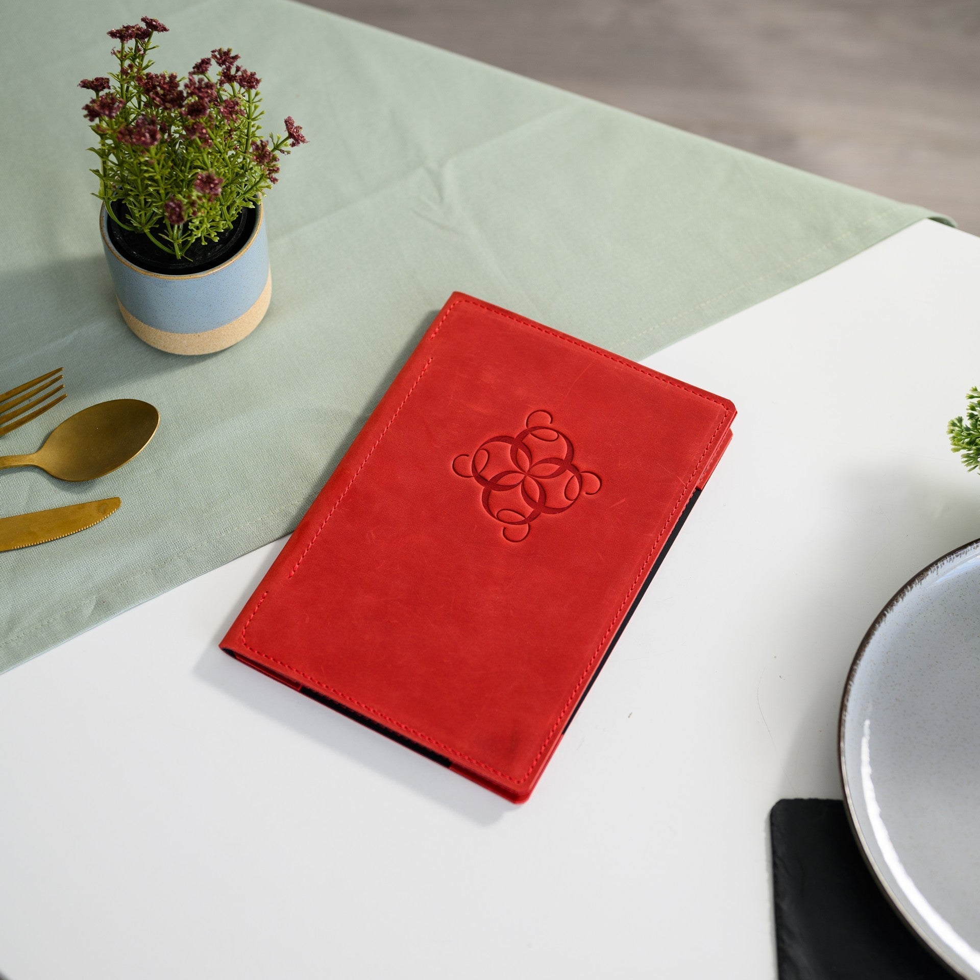Hardcover Leather Menu Folder with Corner Mountings suitable for US Half Letter / A5 Sheets (LM08A5) - inkohoreca - shop