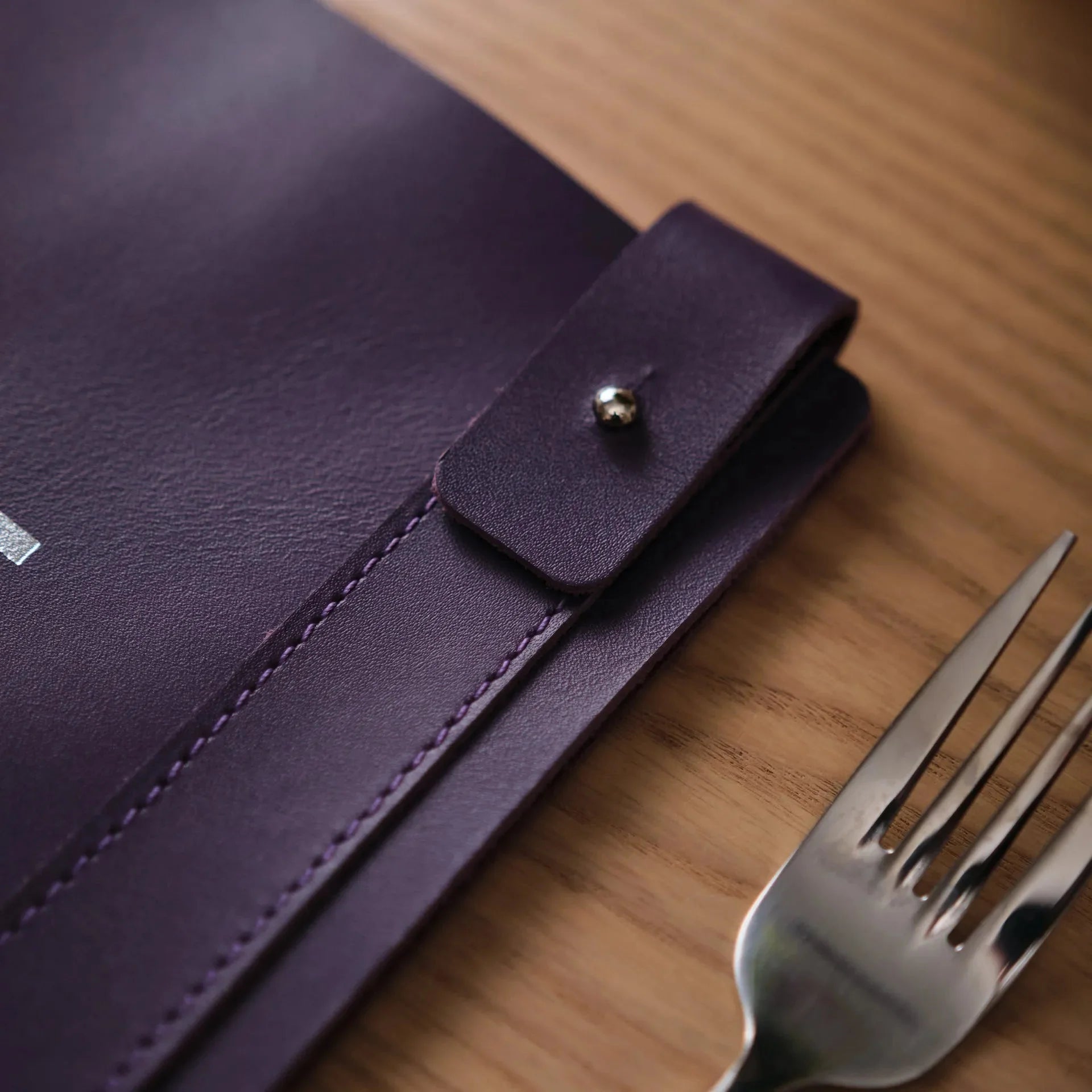 Leather Menu Holder with Holster Screw and Rubber String fixing (LM07A5) - inkohoreca - shop