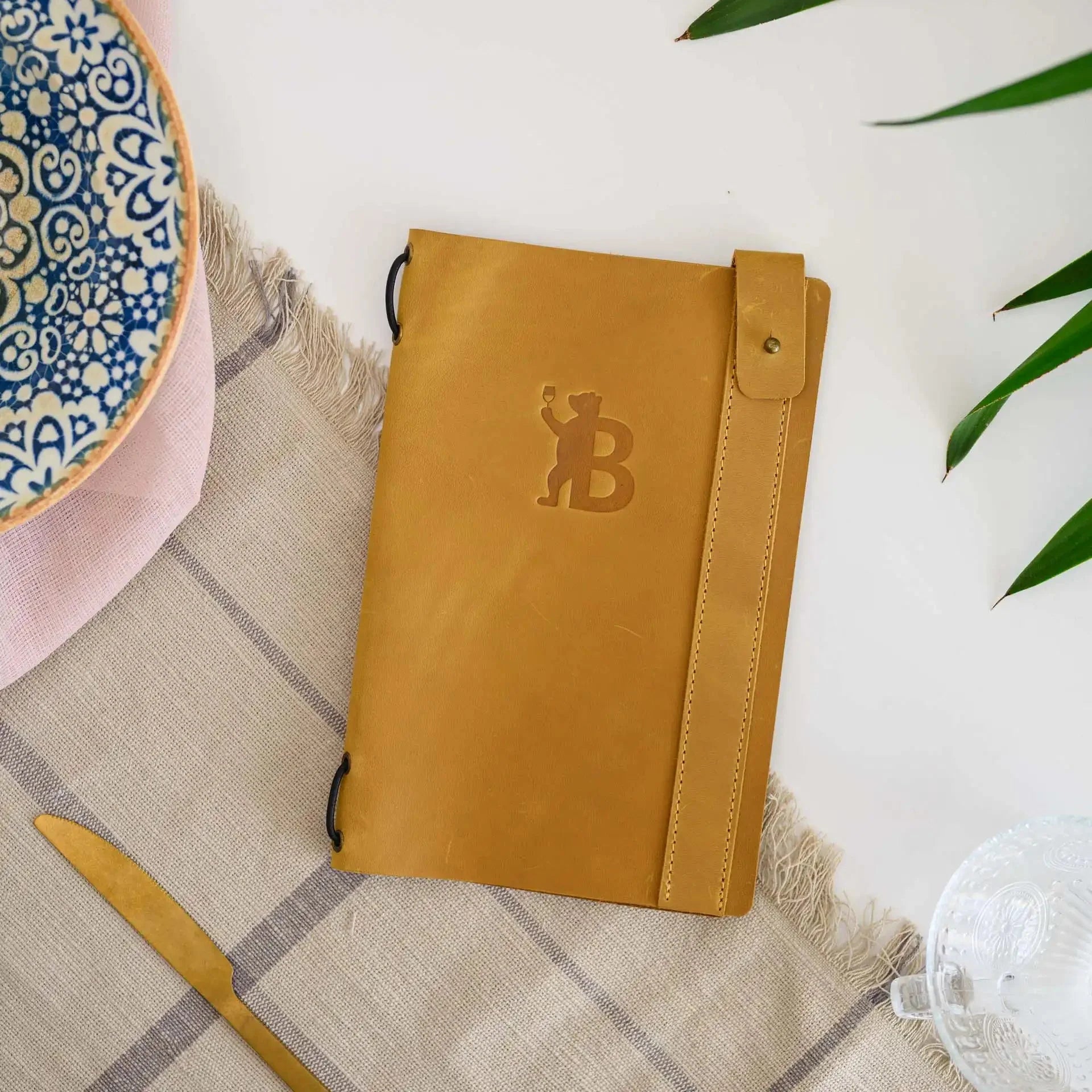 Leather Menu Holder with Holster Screw and Rubber String fixing with Crazy Horse leather (LM07A5) - inkohoreca - shop