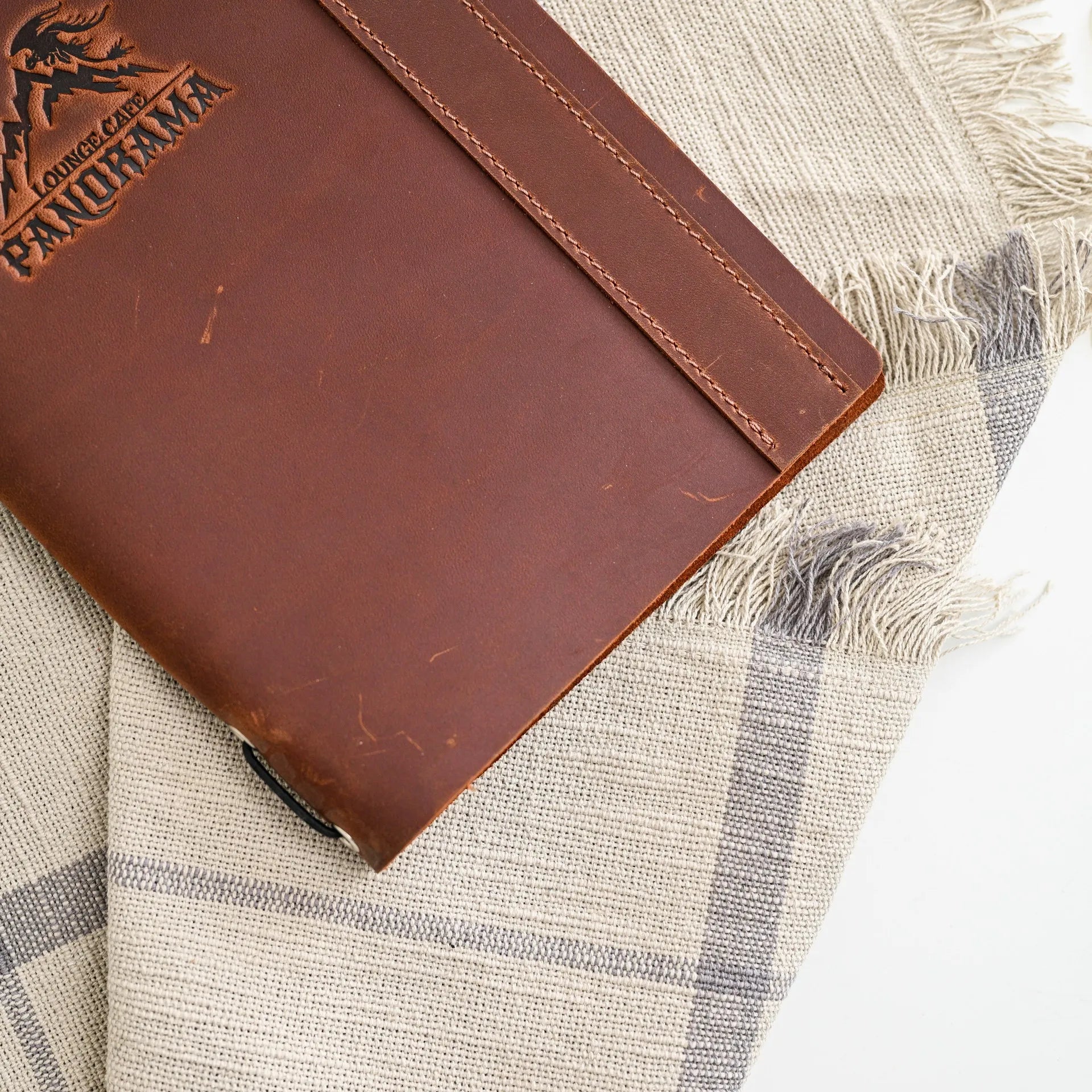 Leather Menu Holder with Holster Screw and Rubber String fixing with Crazy Horse leather (LM07A5) - inkohoreca - shop