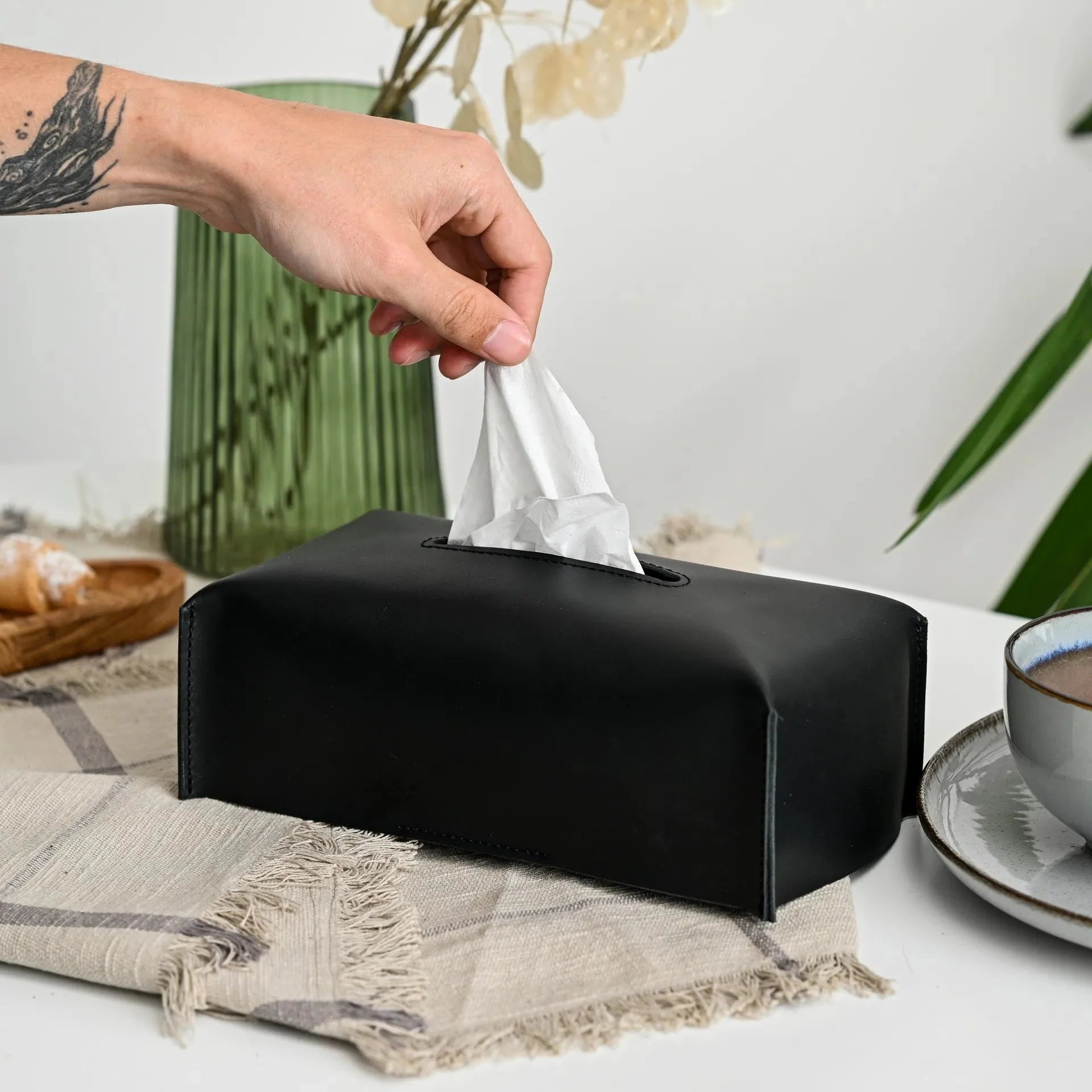 Leather Tissue Box (LNH01) - inkohoreca - shop