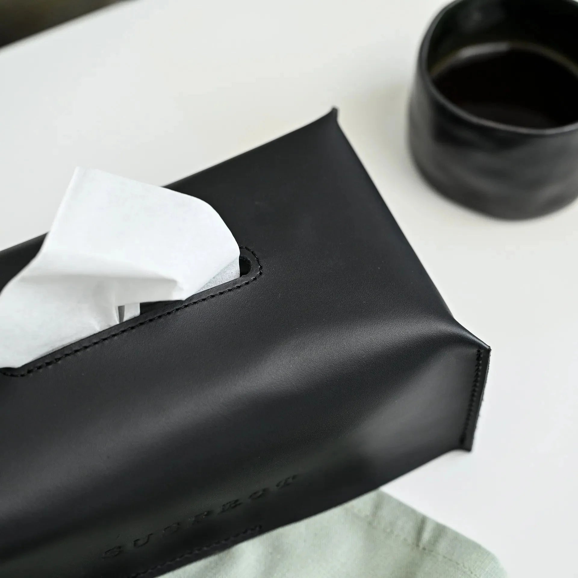 Leather Tissue Box (LNH01) - inkohoreca - shop
