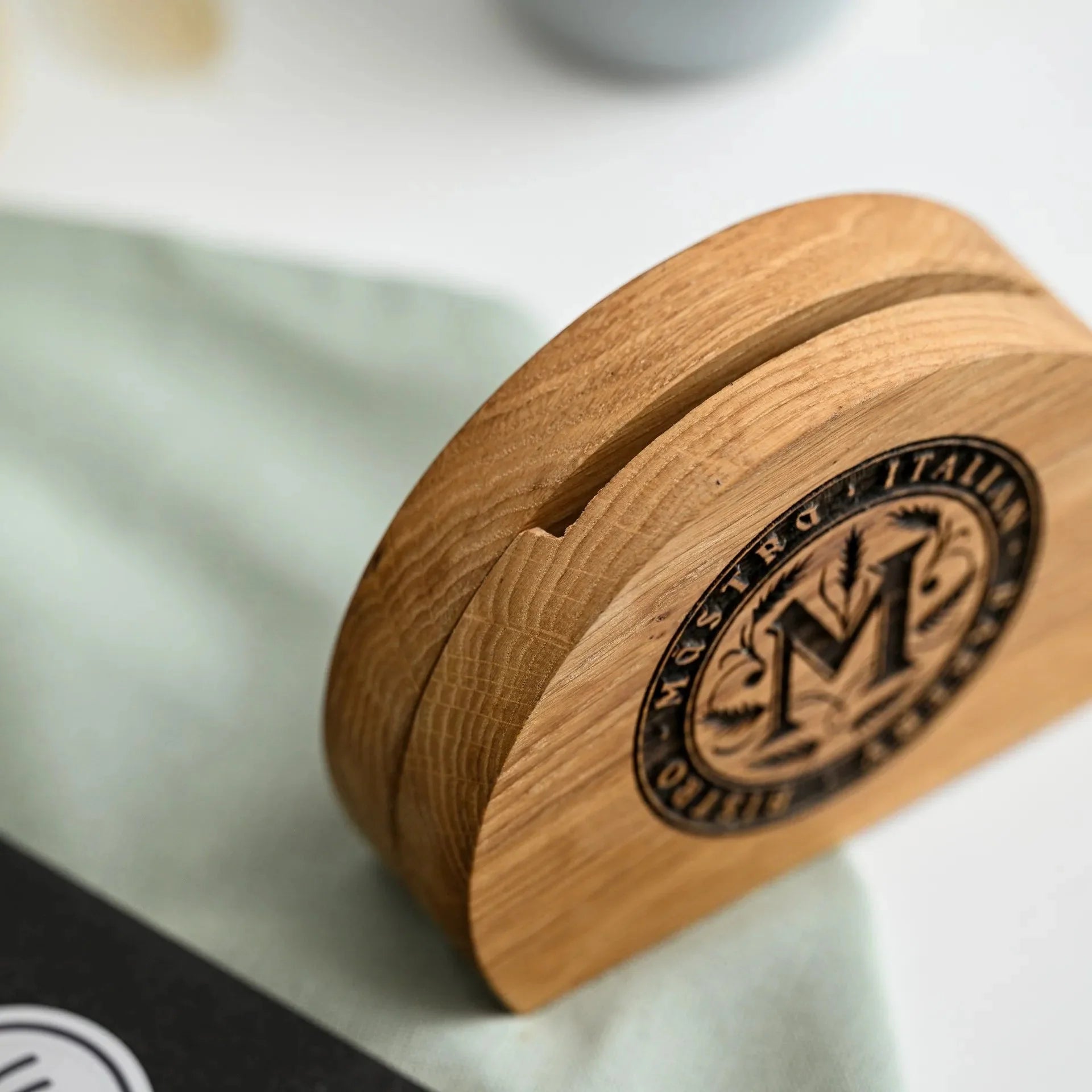 NFC Tag and QR Code Sign at Wooden Stand (NW03) - inkohoreca - shop