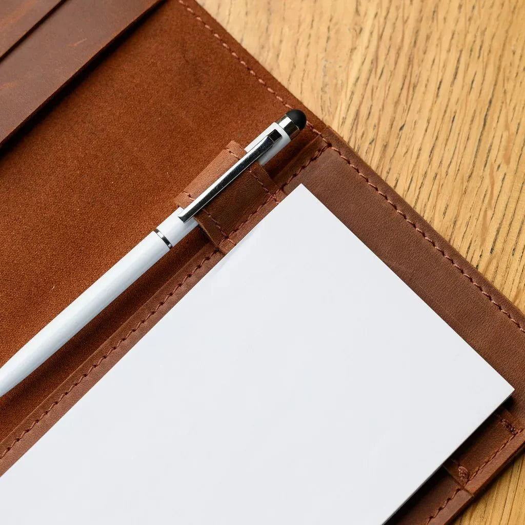 Durable Crazy Horse leather notebook with a secure closure, designed for waiters who need a stylish and functional tool for daily use.