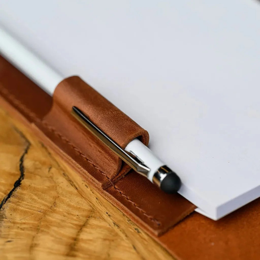 Lightweight and Durable Waiter’s Notebook – Designed for Efficiency in Fast-Paced Environments