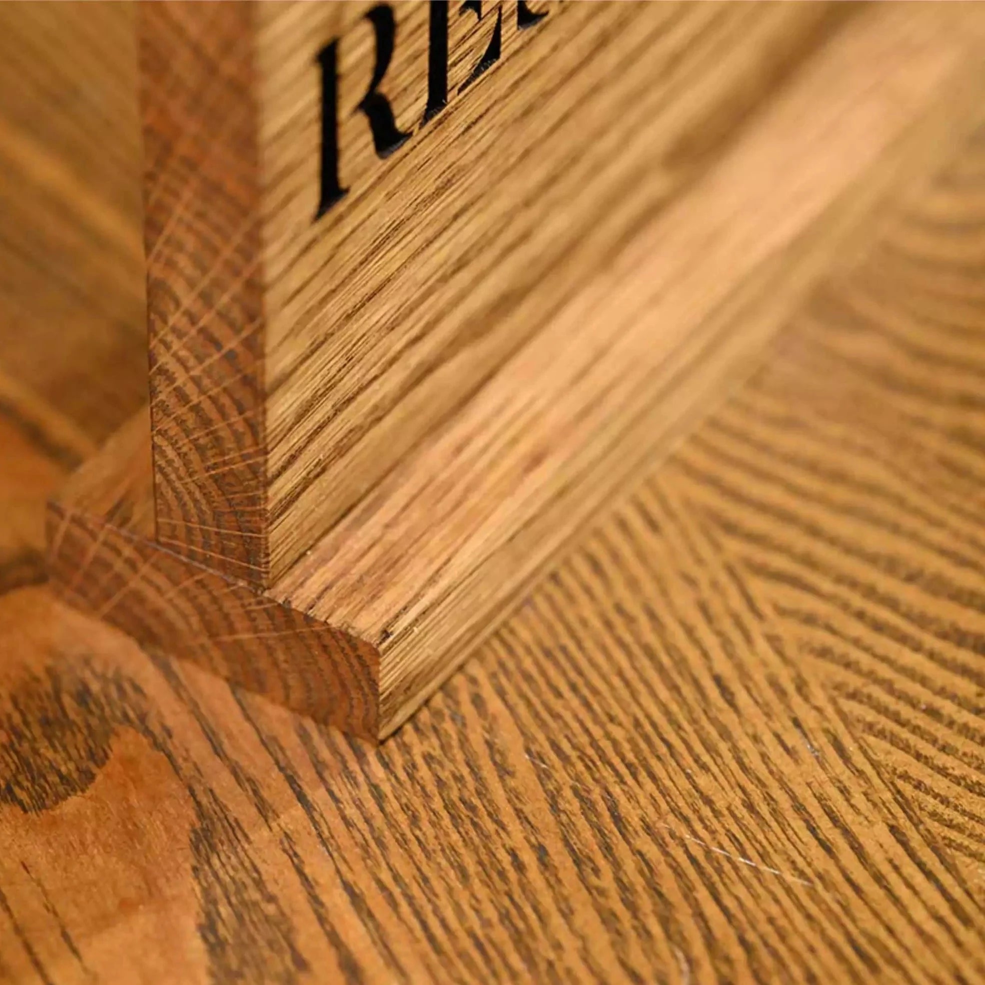 Oiled Oaken Wooden Tabletop Reserve Plate - inkohoreca - shop