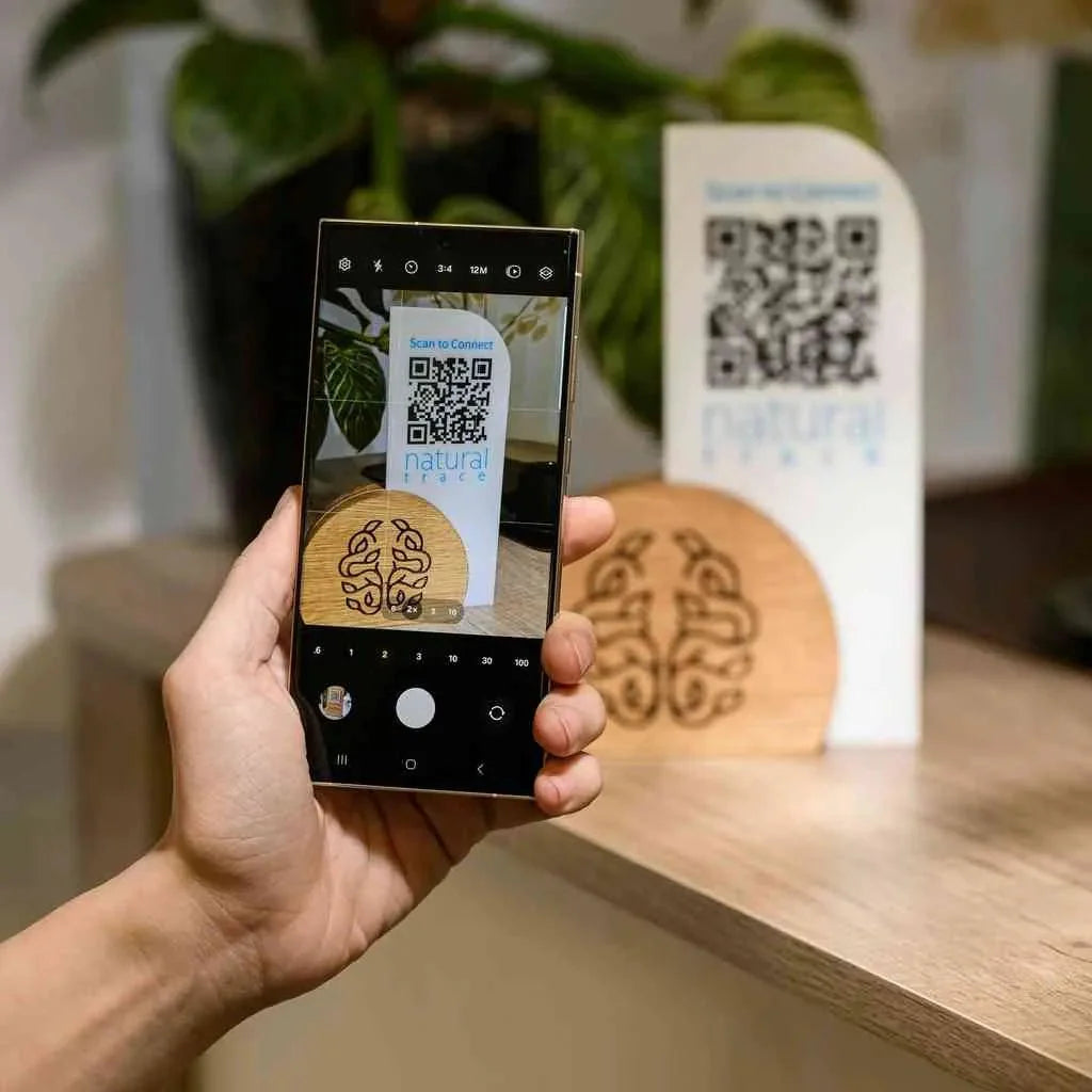 QR Menu Sign on Acrylic Table Stand (QW02) - inkohoreca - shop