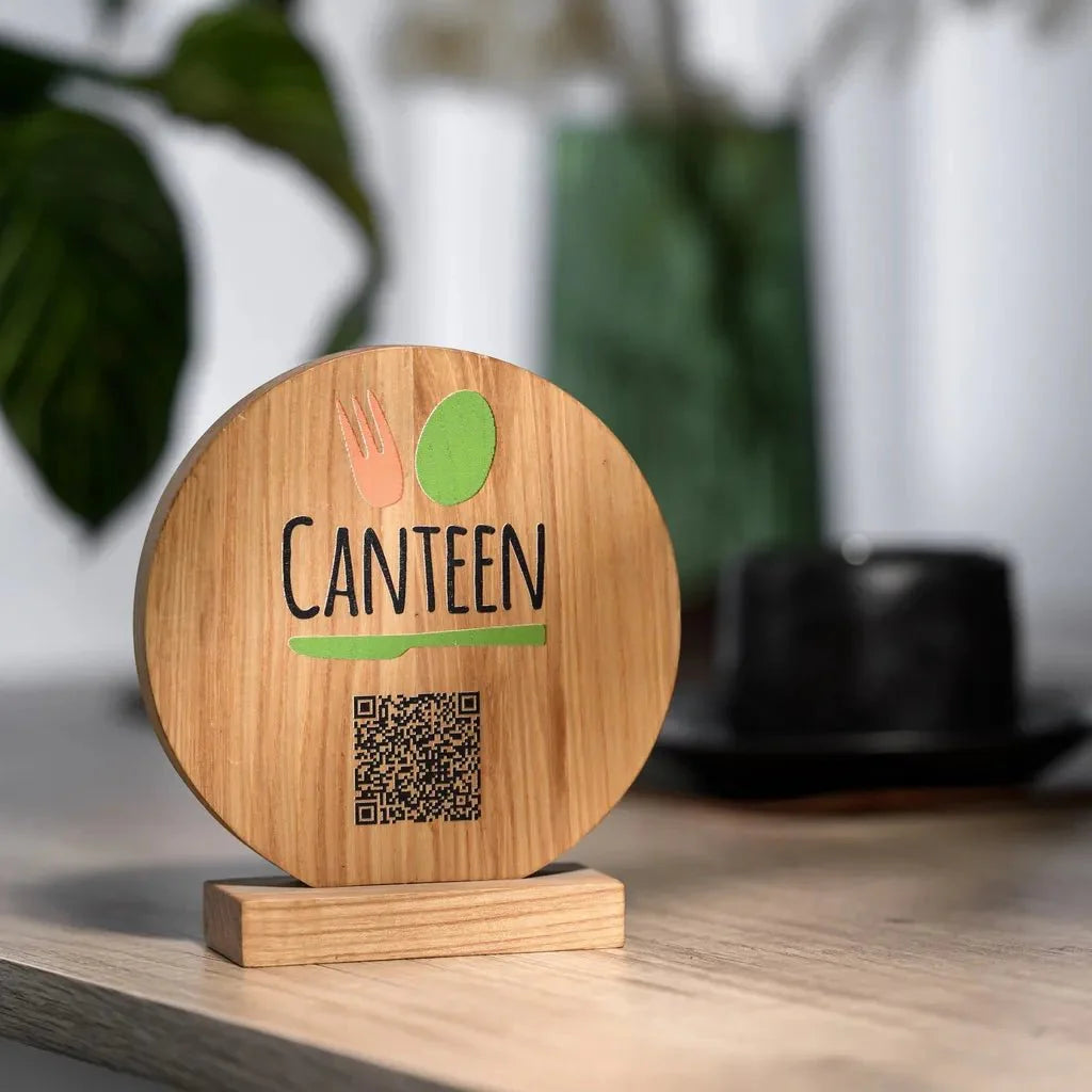 QR Menu Sign Printed on Round Oak Stand (QW03V2) - inkohoreca - shop