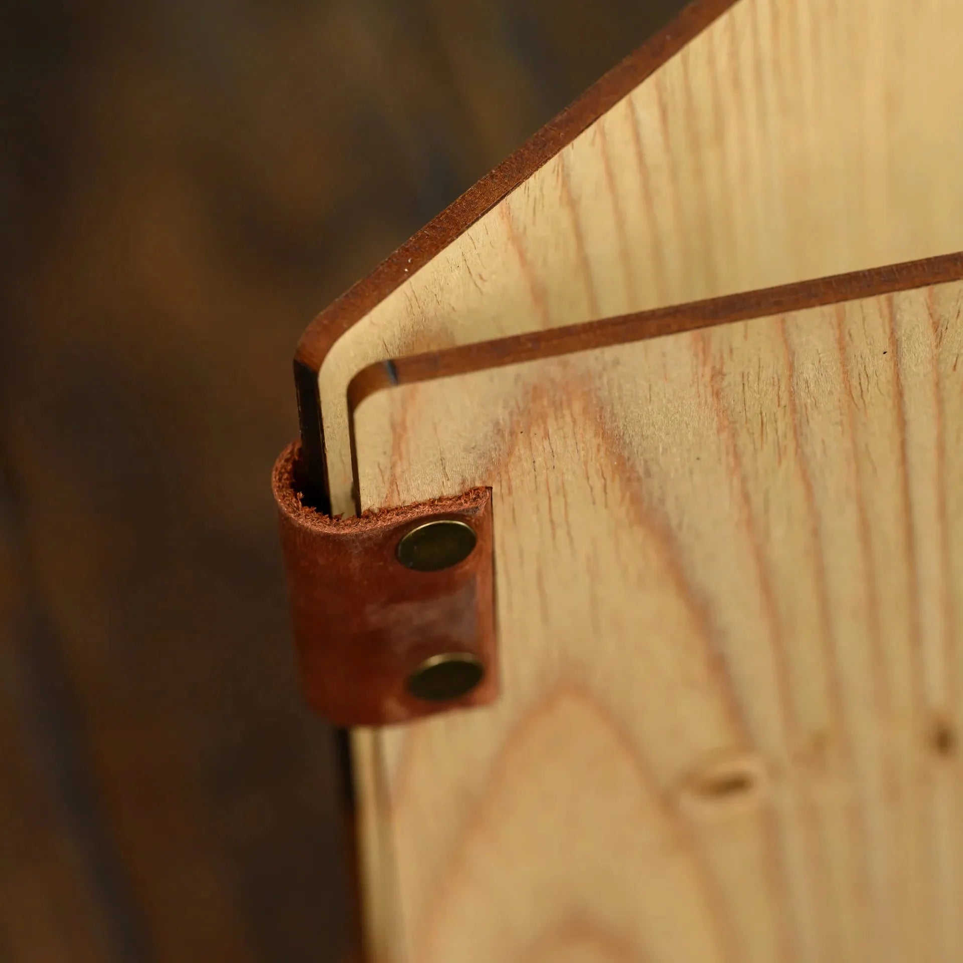 Veneered HDF Check Presenter in Light Oak Colour - inkohoreca - shop
