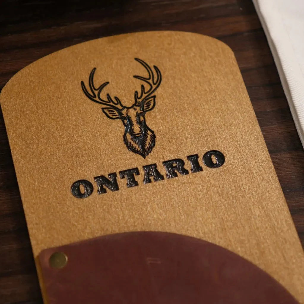 Modern wooden bill holder for cafés and restaurants.