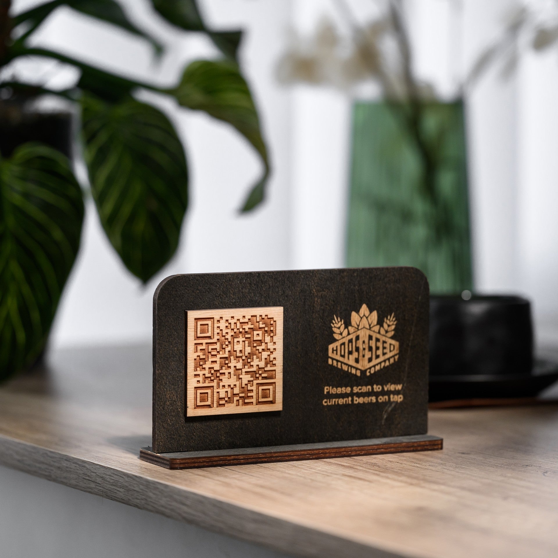 Wooden Horizontal Table Stand with QR Code Menu Sign (QP03) - inkohoreca - shop