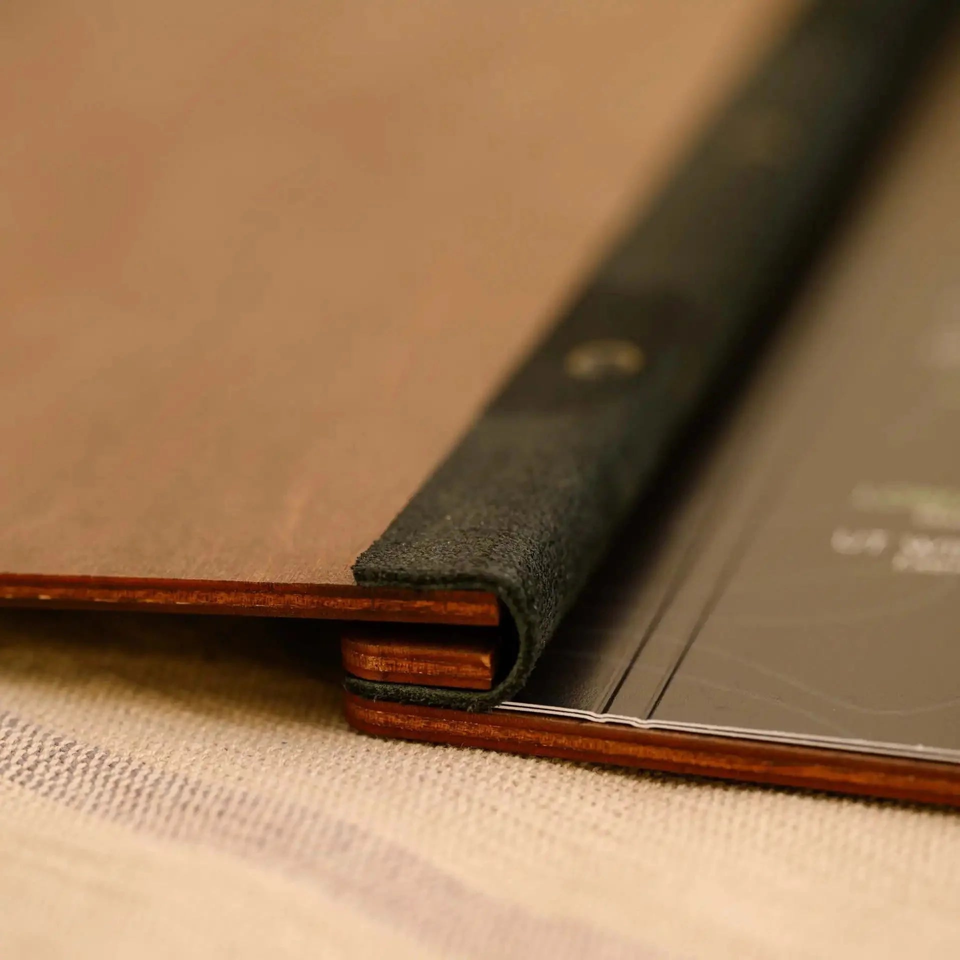 Wooden Menu Holder fastened on Leather Strap (M01A1) - inkohoreca - shop