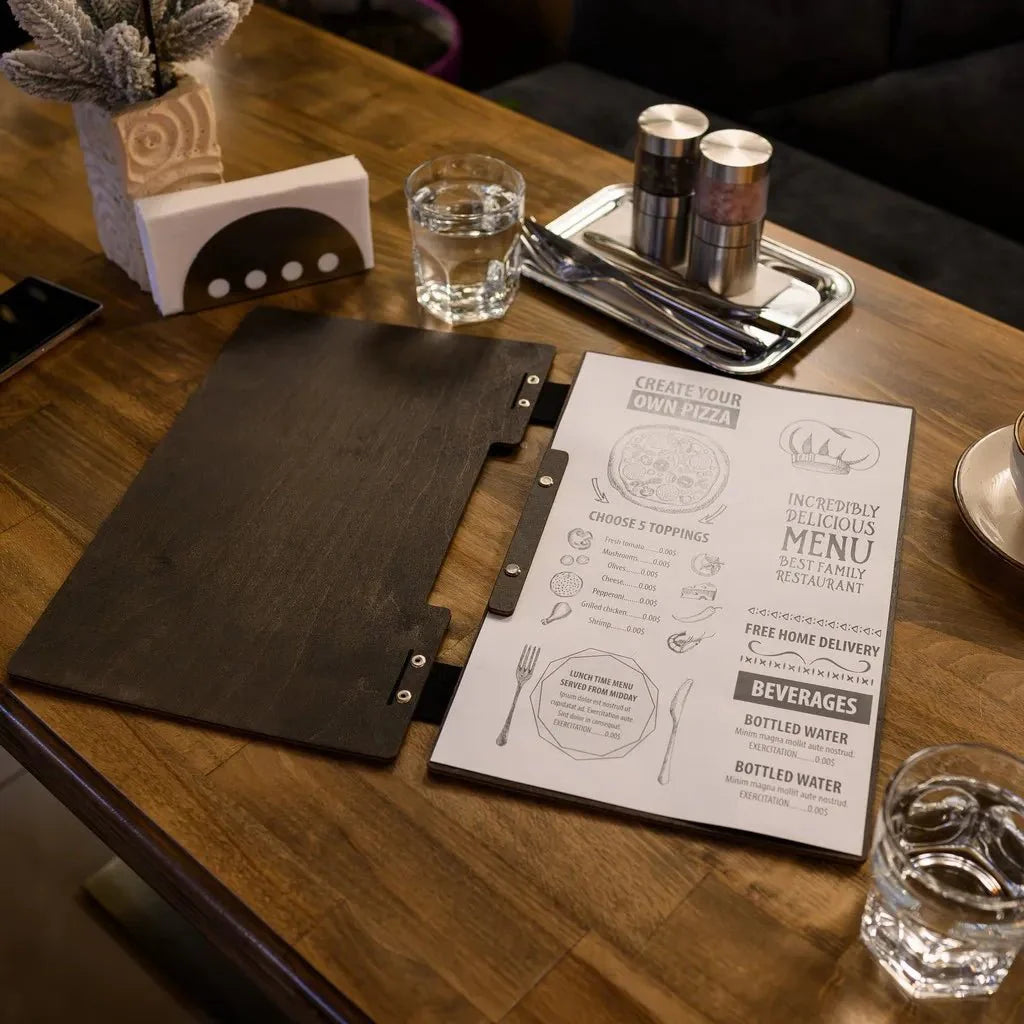 Durable menu folders for restaurants for daily use.