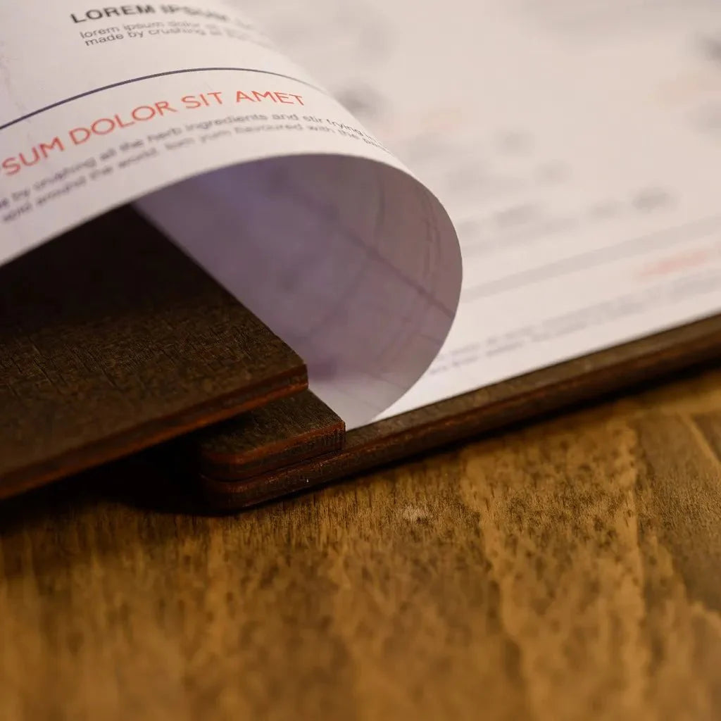Durable restaurant cover with premium wooden elements.