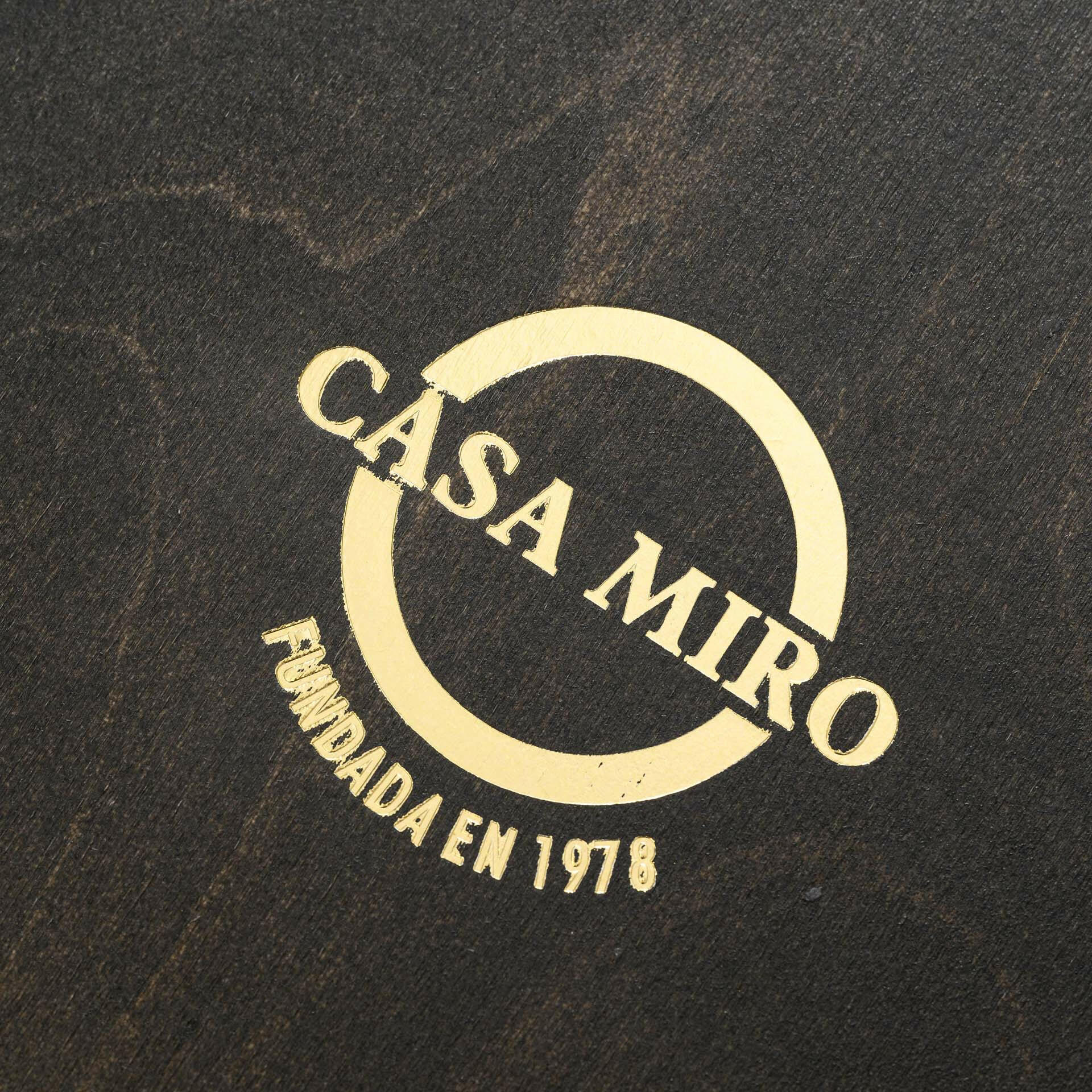 Wooden Menu Holder with Golden / Silver Embossed Logo (М01А2) - inkohoreca - shop