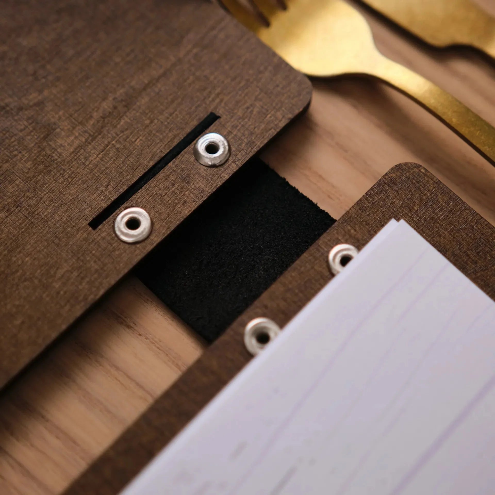 Wooden Menu Holder with Ring Binder Mechanism (M04A4) - inkohoreca - shop