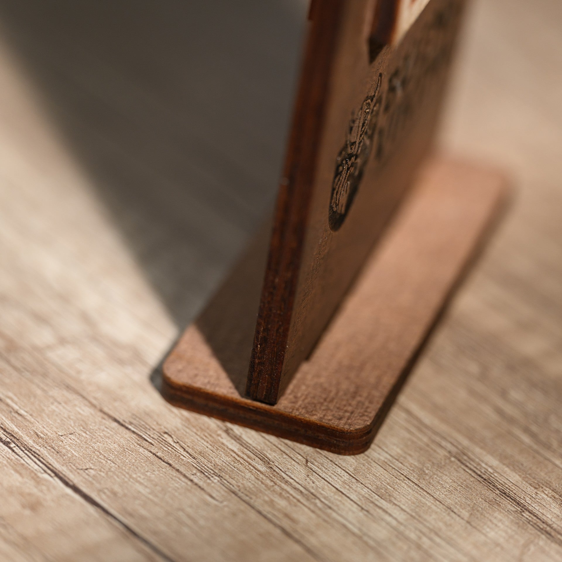 Wooden Table Stand with QR Code Menu Sign (QP02) - inkohoreca - shop