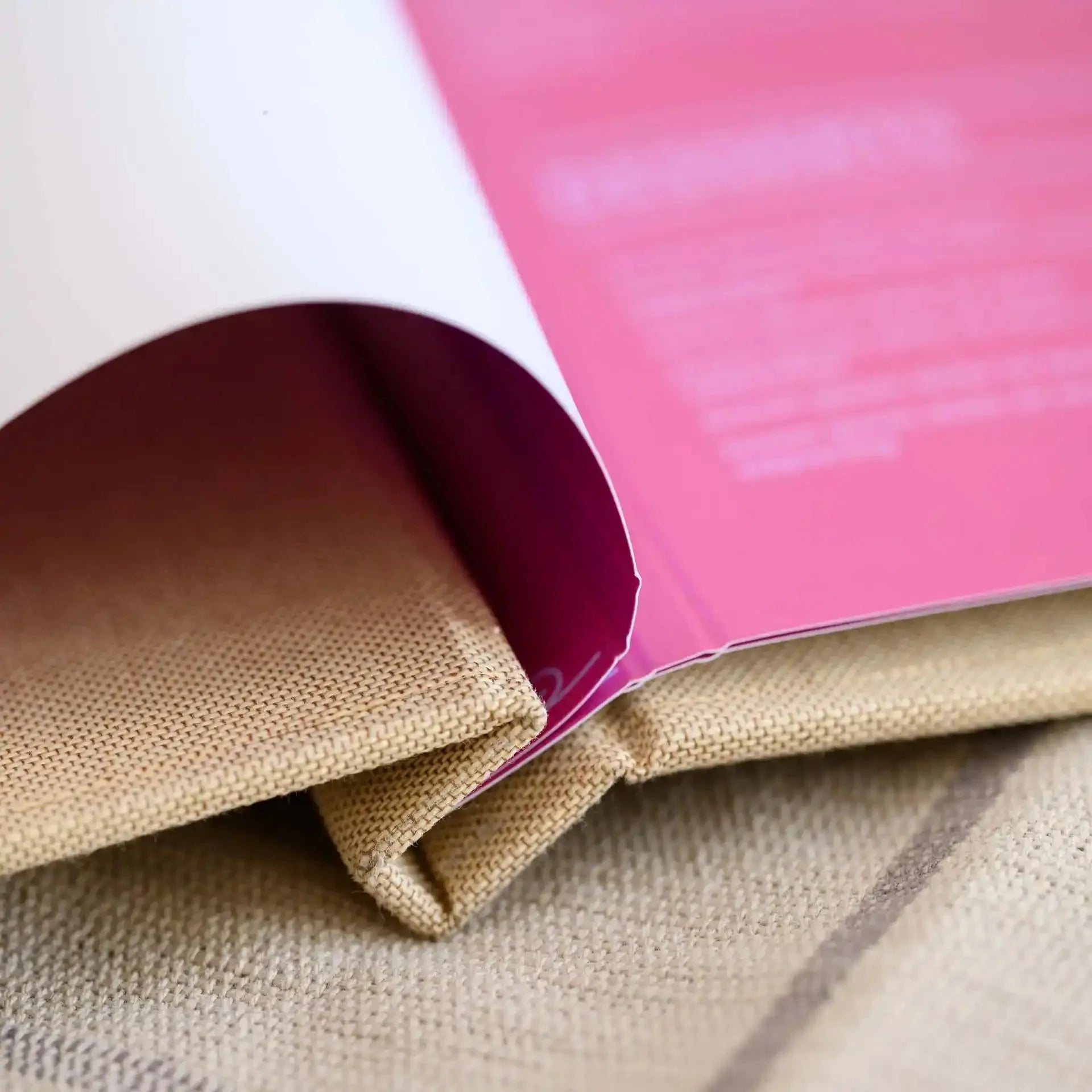 Linen Imitation Menu Holder (TM01A4) - inkohoreca - shop
