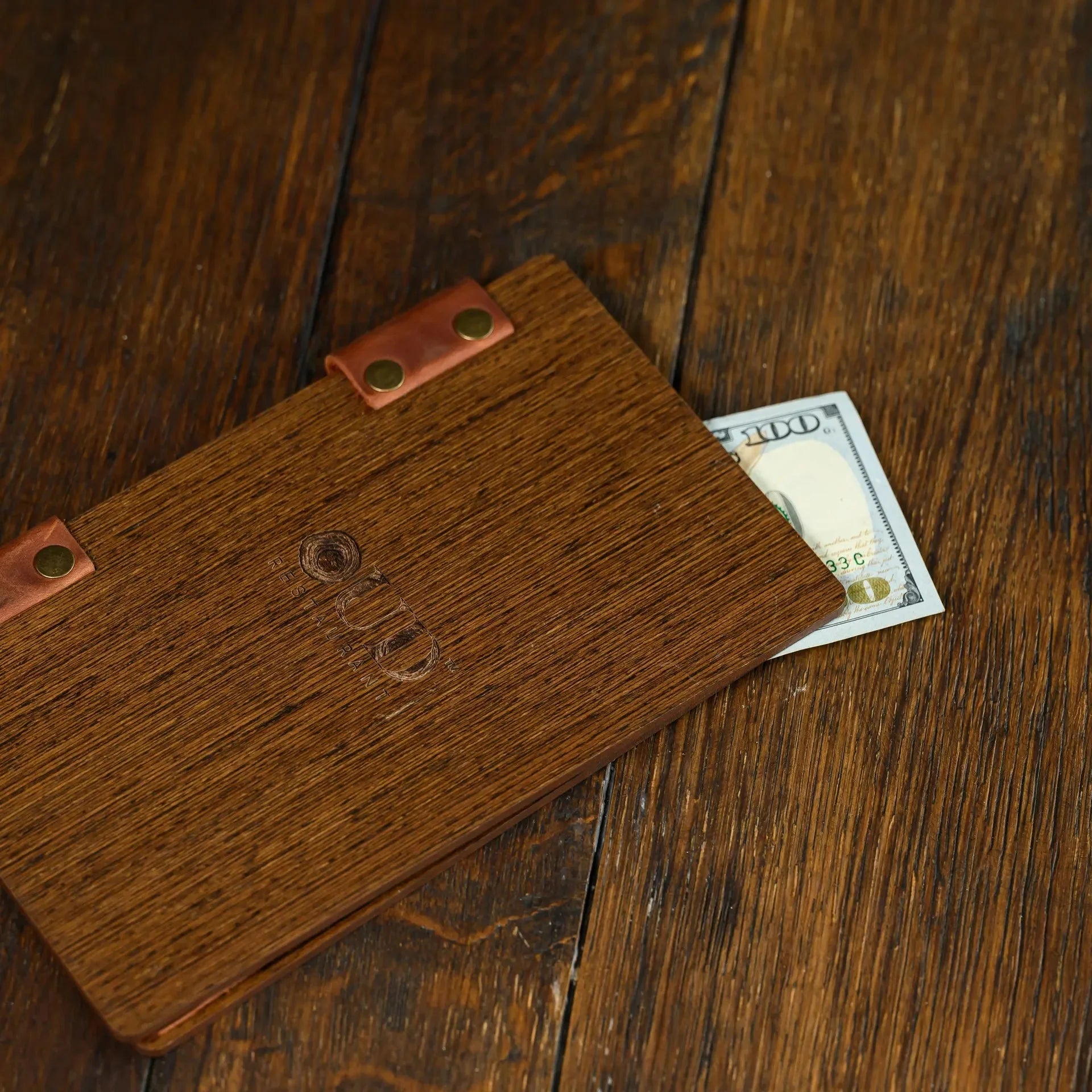 Veneered HDF Check Presenter in Dark Walnut Colour - inkohoreca - shop