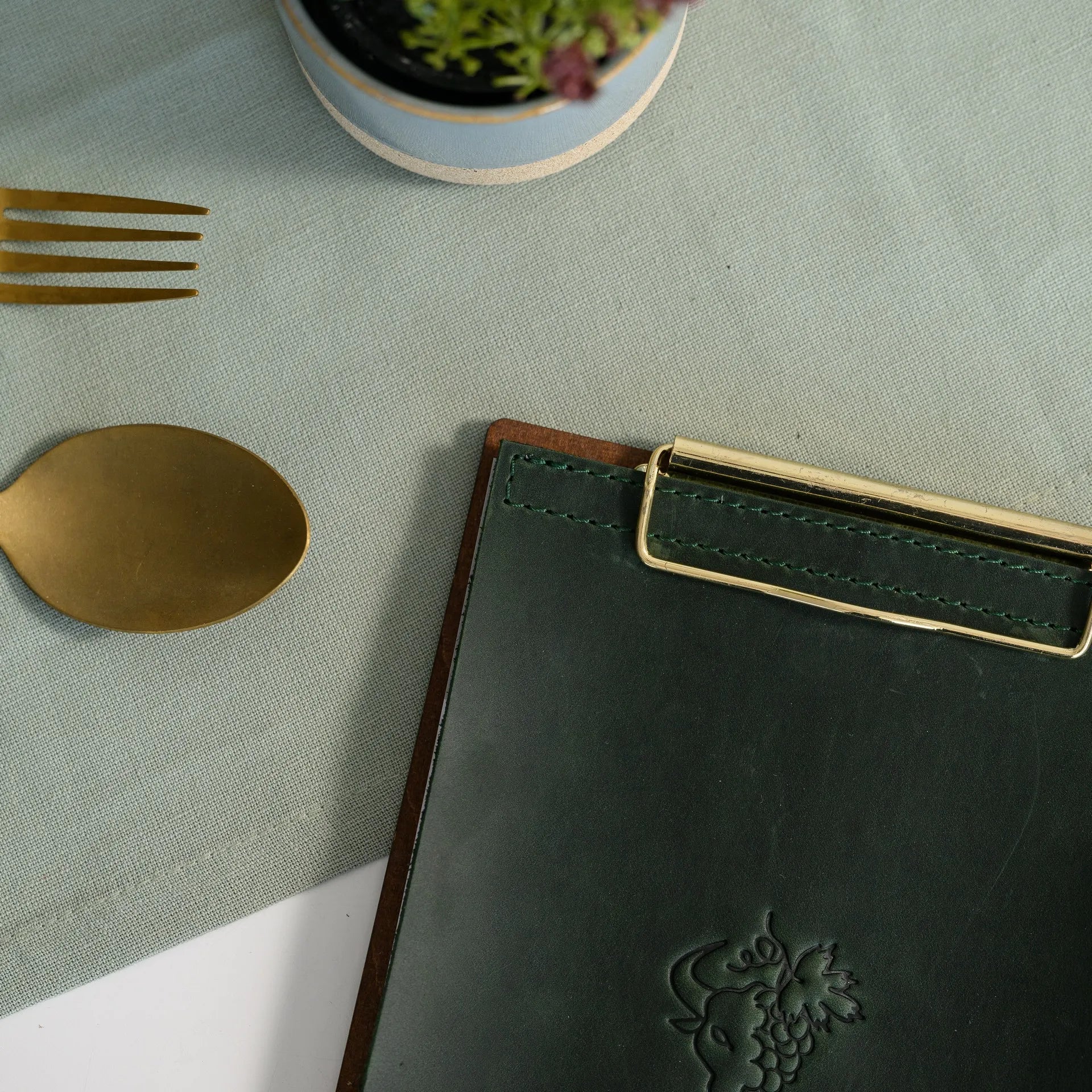 Wooden Menu Board with Crazy Horse Leather Cover and Clip (P03A5) - inkohoreca - shop