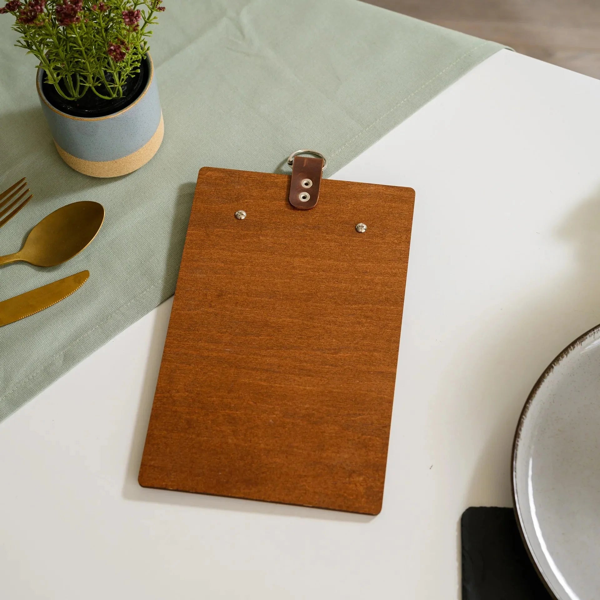 Wooden Menu Board with Crazy Horse Leather Cover and Handling (P02A5) - inkohoreca - shop