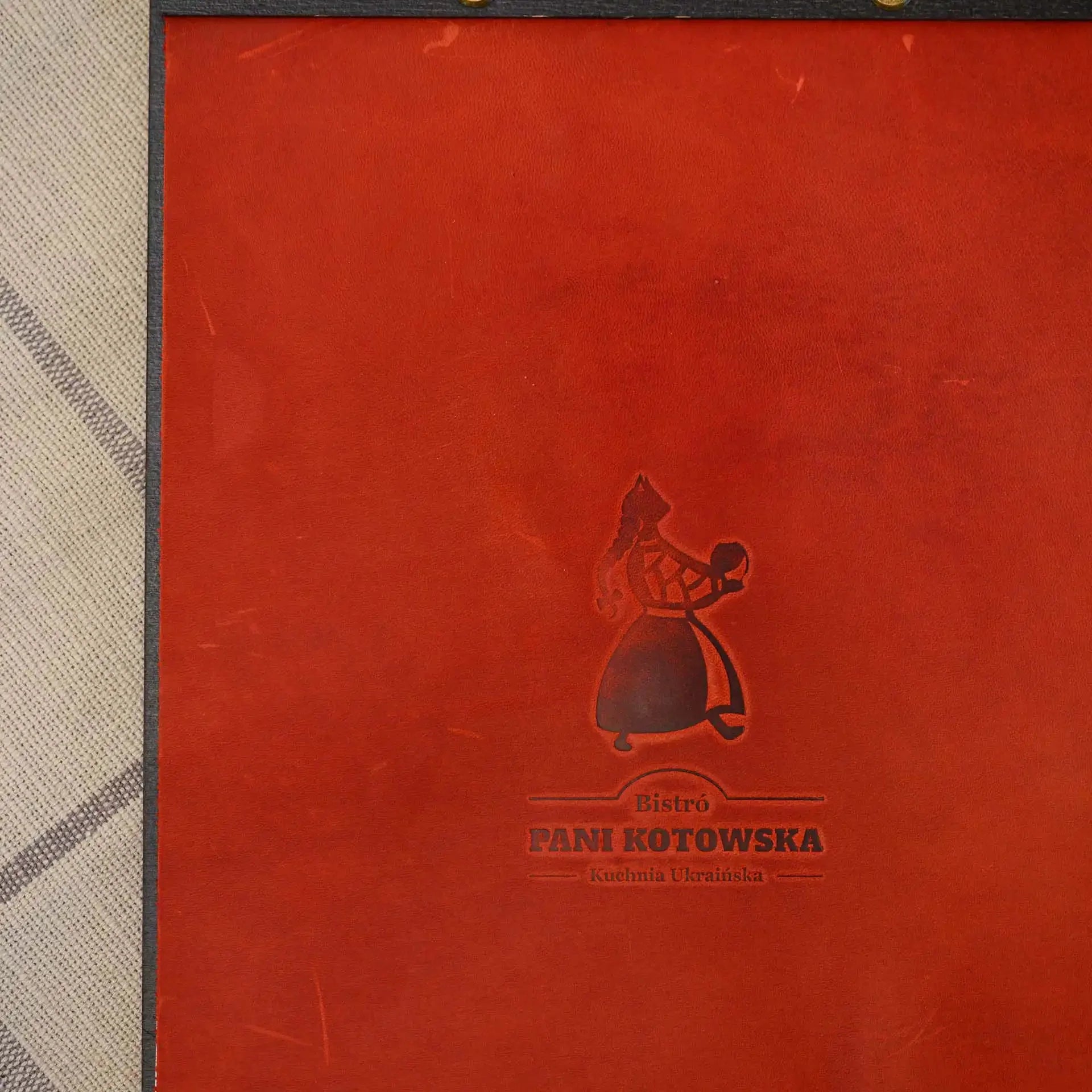 Wooden Menu Board with Crazy Horse Leather Cover (P01A4) - inkohoreca - shop