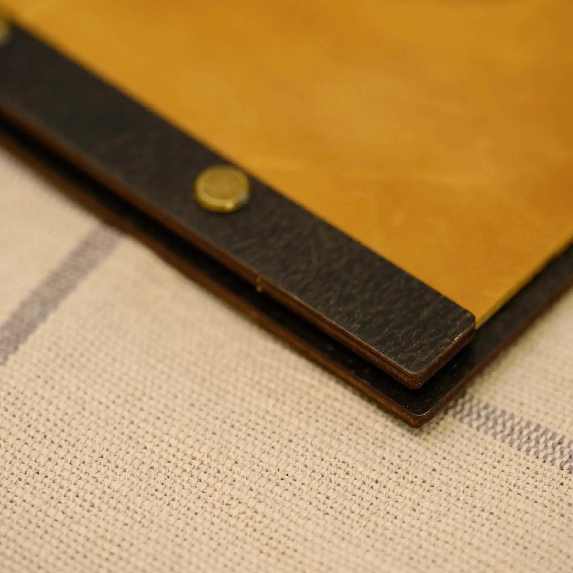 Wooden Menu Board with Crazy Horse Leather Cover (P01A5) - inkohoreca - shop